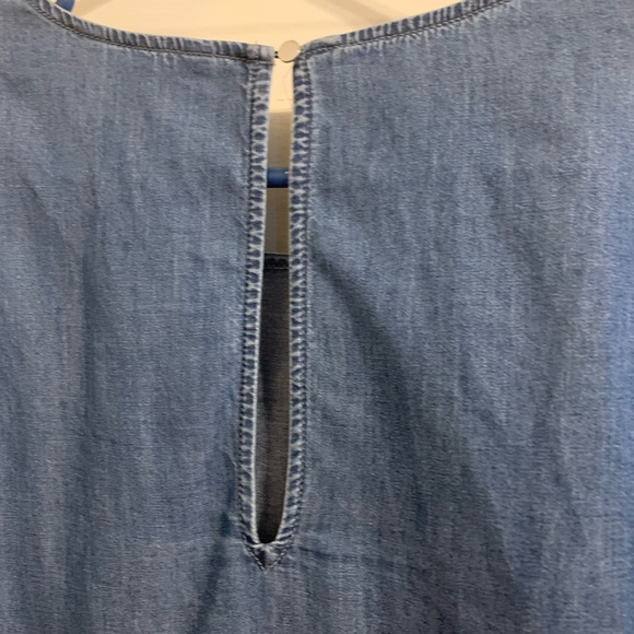 Express Top - Picture 2 of 5